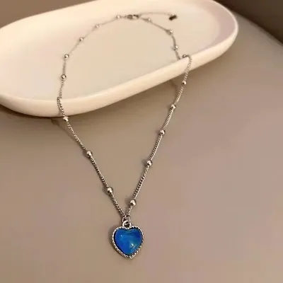 Color Change Love Heart Pendant Necklace